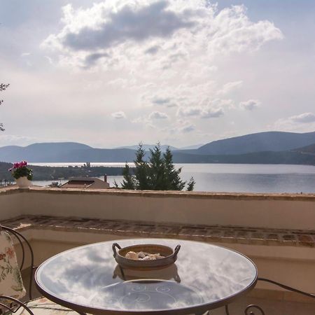Villa Maira Luxurious With Private Swimming Pool Kórfos Exterior foto
